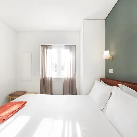 Serviced - Avenida Appartement *