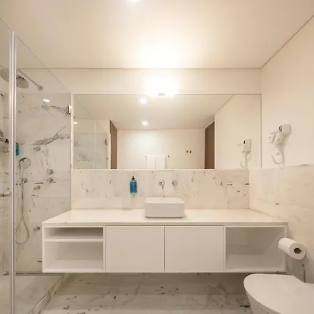 Serviced - Avenida * リスボン