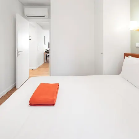 Lsa Restauradores By Numa Lizbona