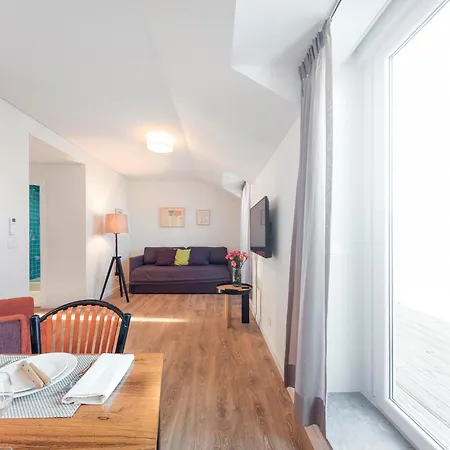 Serviced - Avenida * Lisboa